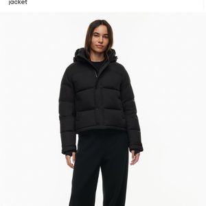 Super puff shorty matte black